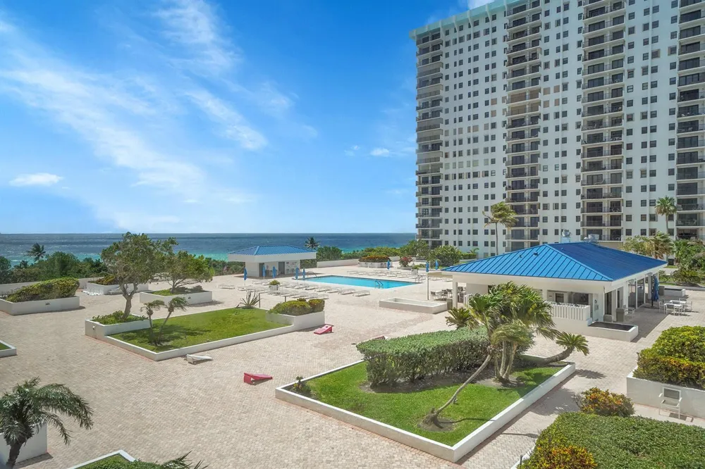 1201 S Ocean Drive #506s Hollywood, FL 33019