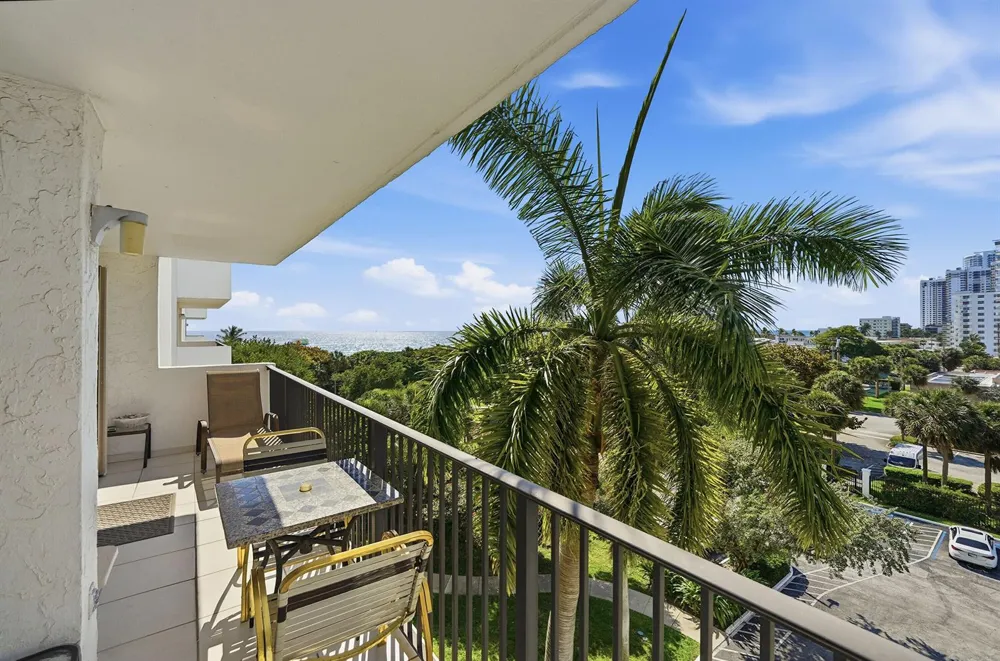1201 S Ocean Drive #506s Hollywood, FL 33019