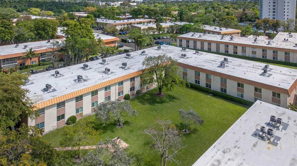 9 NE 19th Court #214c Wilton Manors, FL 33305