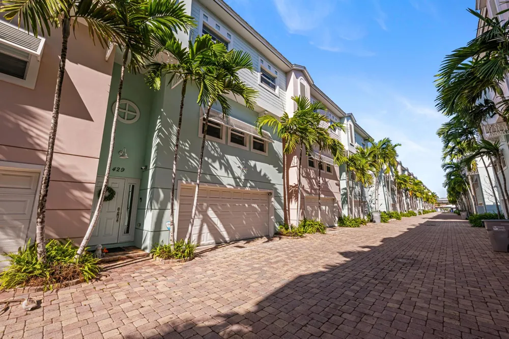 429 NE 1st Street Pompano Beach, FL 33060