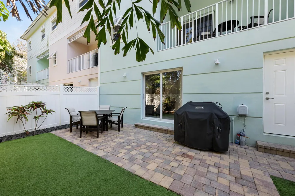 429 NE 1st Street Pompano Beach, FL 33060