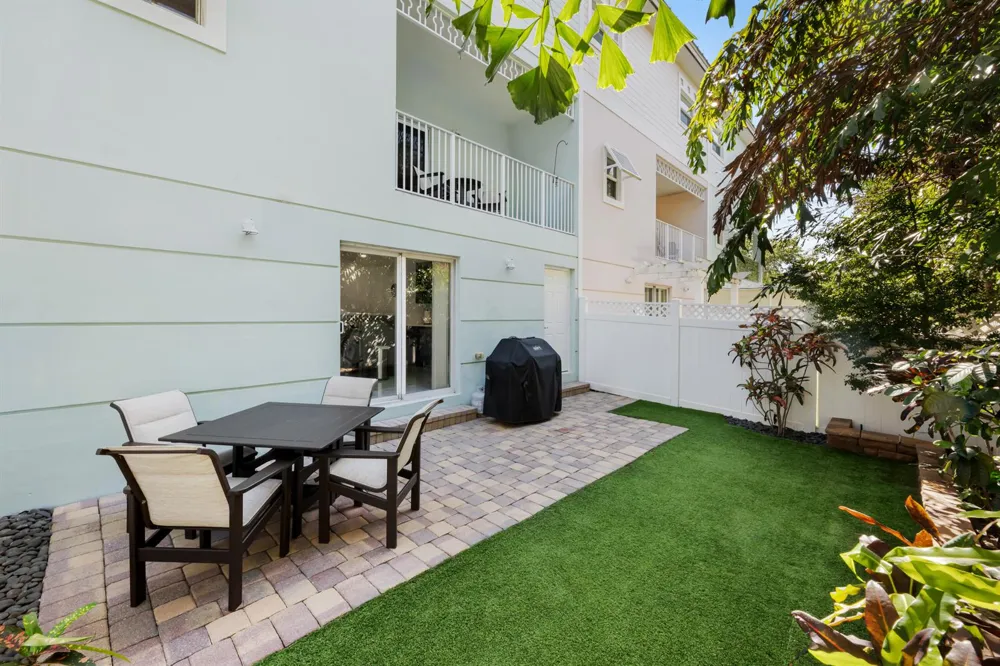 429 NE 1st Street Pompano Beach, FL 33060