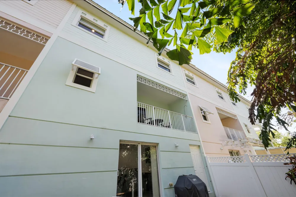 429 NE 1st Street Pompano Beach, FL 33060