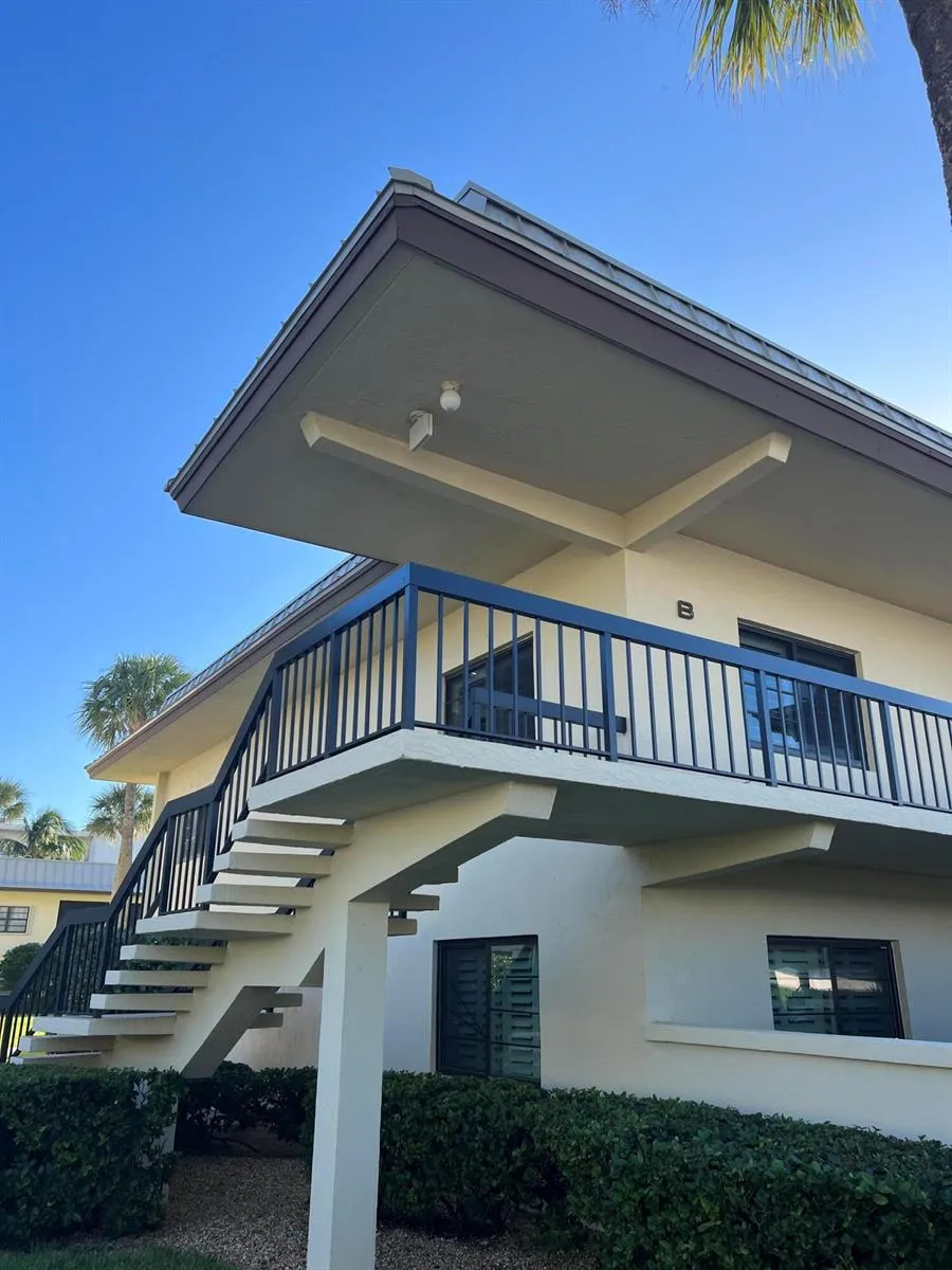 275 S Beach Road #B201 Tequesta, FL 33469