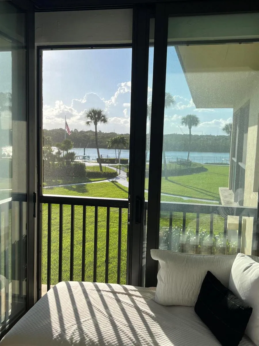 275 S Beach Road #B201 Tequesta, FL 33469