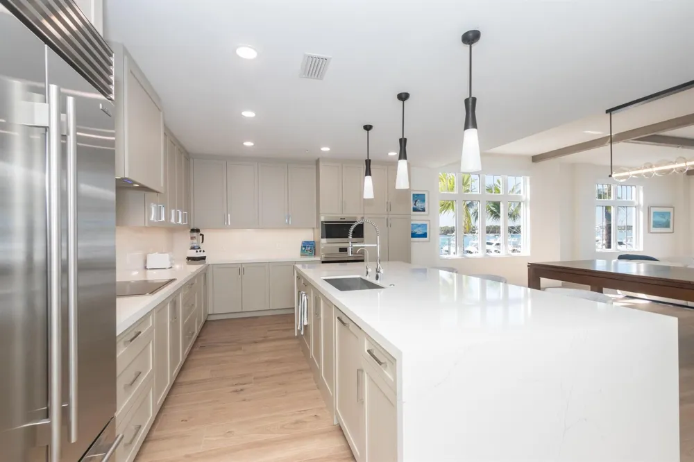 184 Lake Drive #3201 Palm Beach Shores, FL 33404