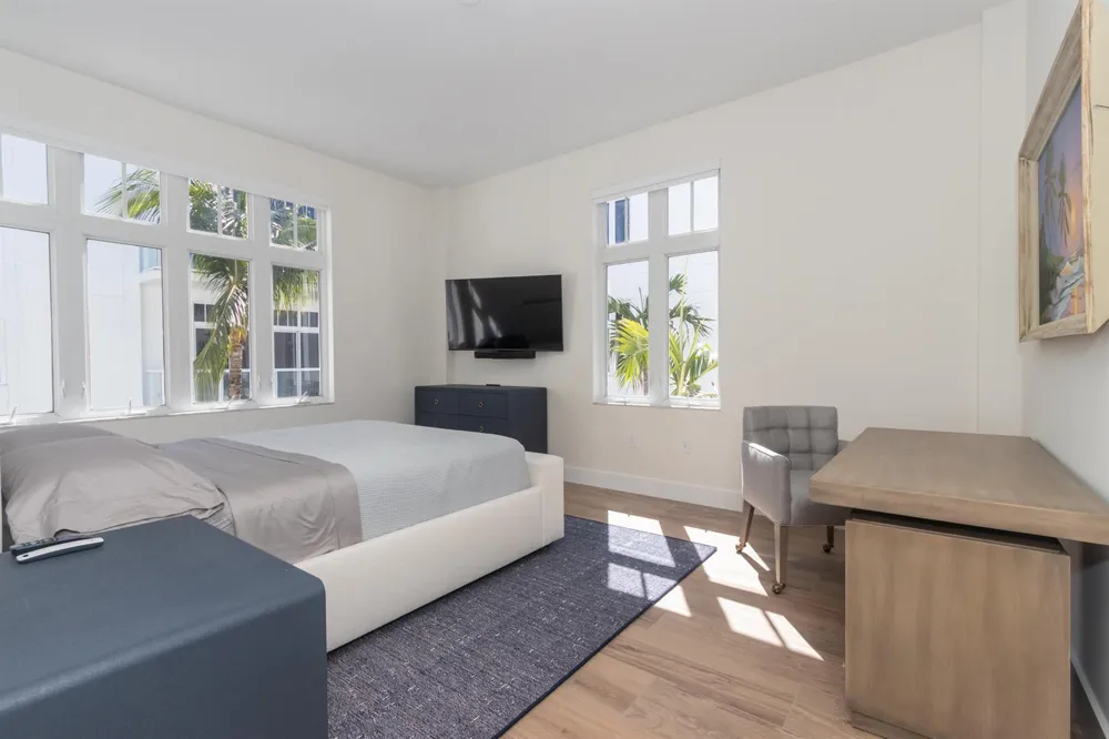 184 Lake Drive #3201 Palm Beach Shores, FL 33404