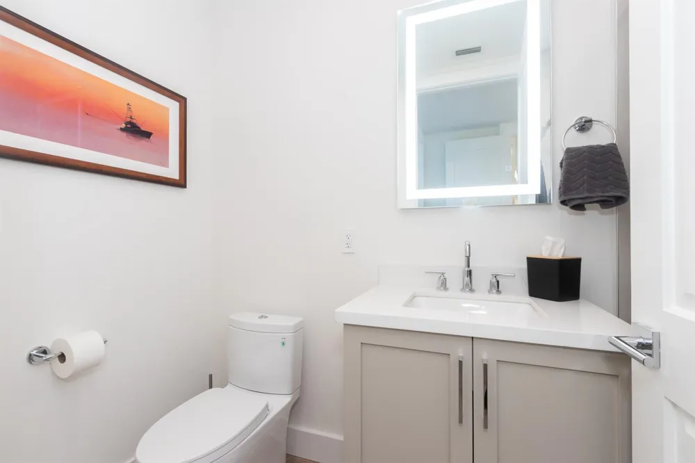 184 Lake Drive #3201 Palm Beach Shores, FL 33404