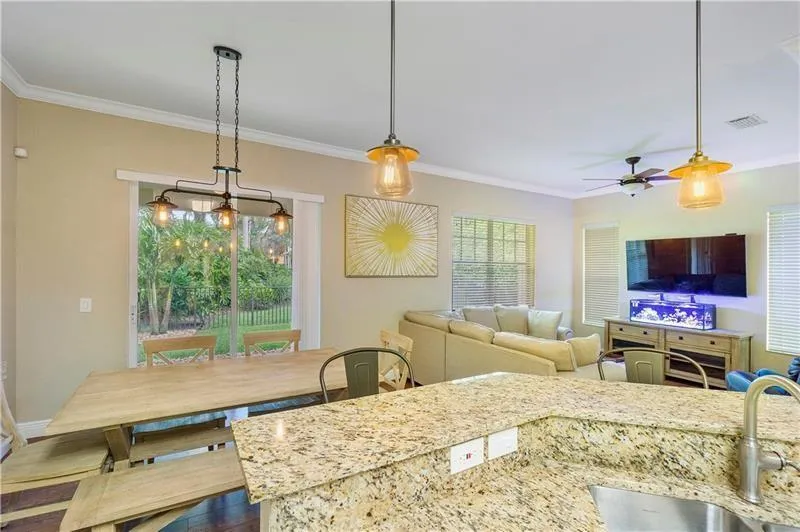 5742 NW 119th Drive Coral Springs, FL 33076