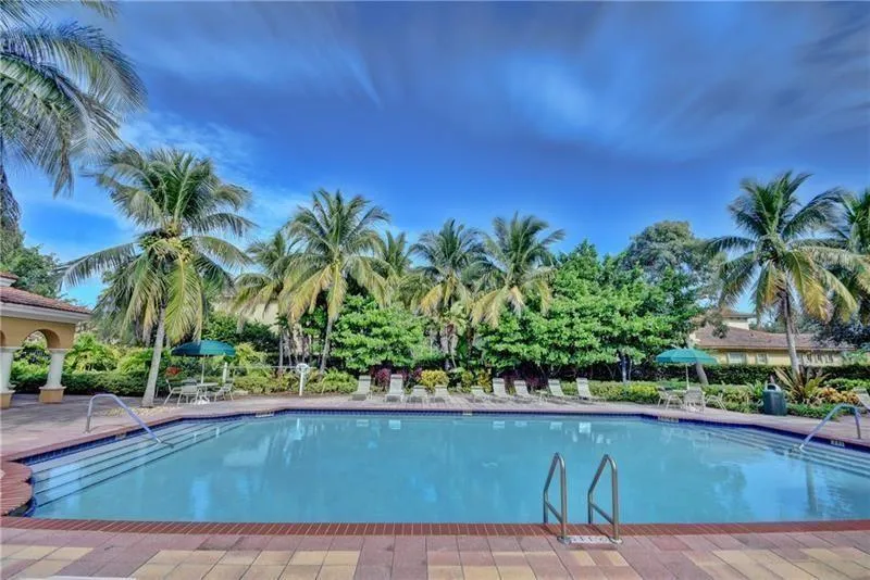 5742 NW 119th Drive Coral Springs, FL 33076
