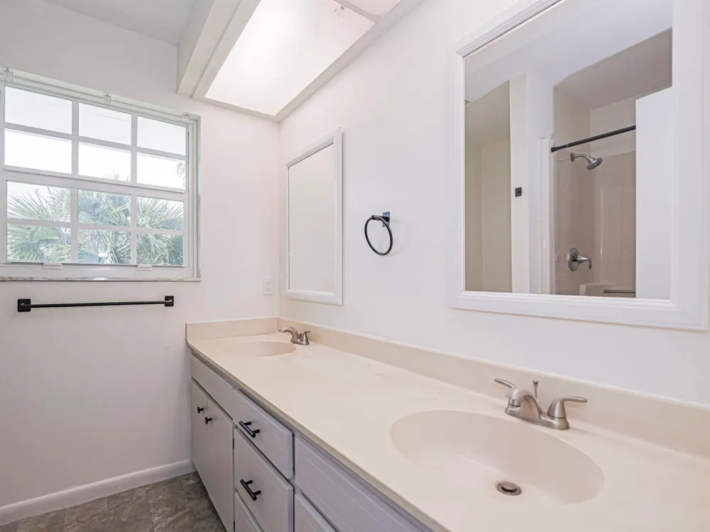 4890 Bethel Creek Drive #5 Vero Beach, FL 32963