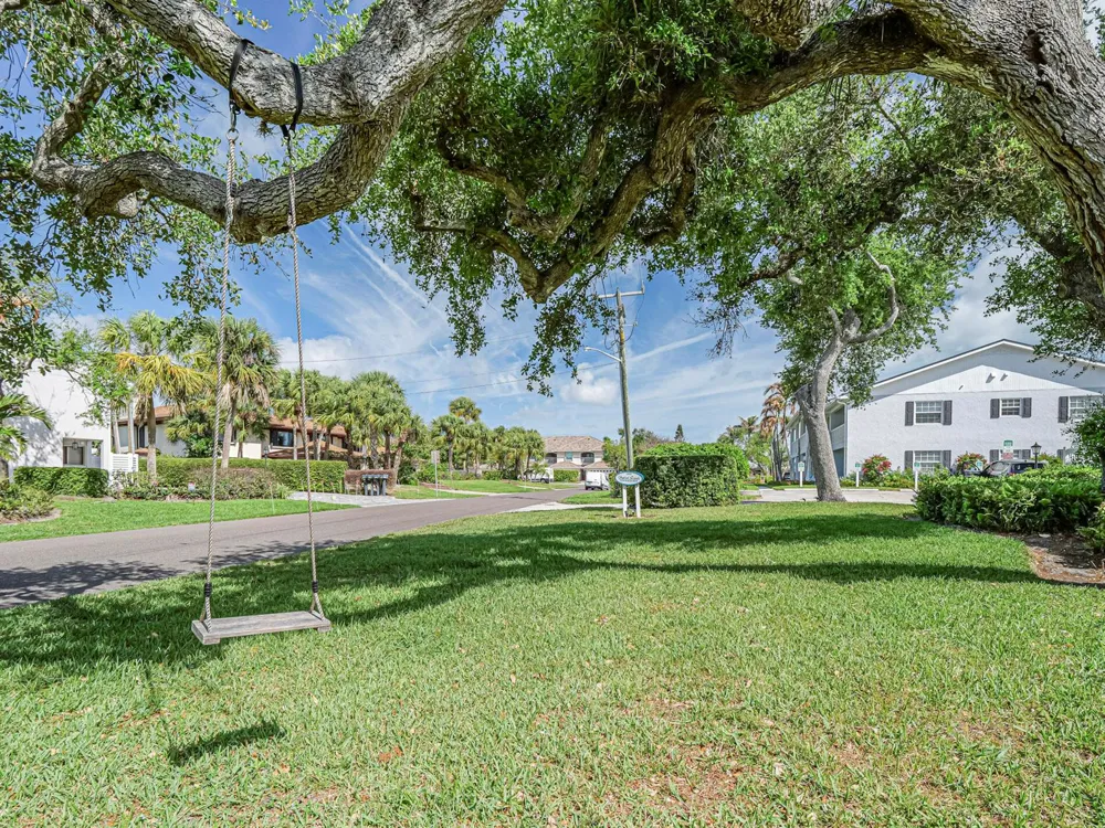 4890 Bethel Creek Drive #5 Vero Beach, FL 32963