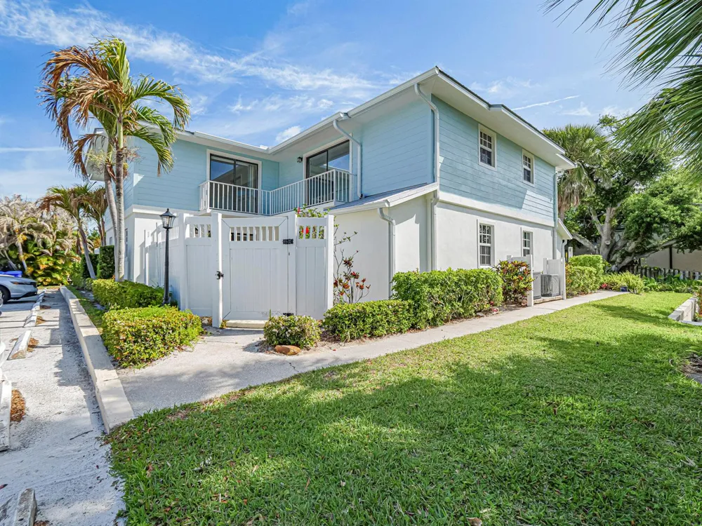 4890 Bethel Creek Drive #5 Vero Beach, FL 32963