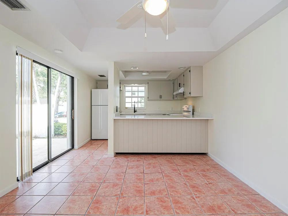 4890 Bethel Creek Drive #5 Vero Beach, FL 32963