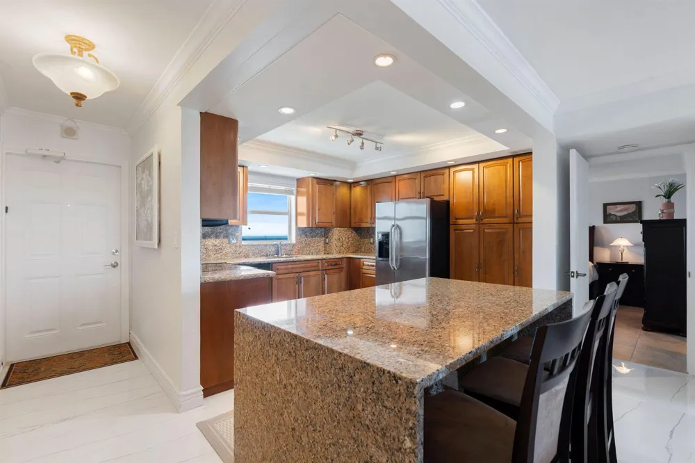 1160 Hillsboro Mile #904 Hillsboro Beach, FL 33062