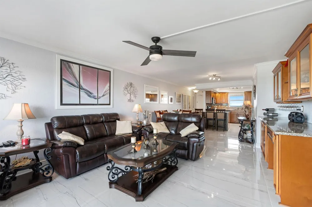 1160 Hillsboro Mile #904 Hillsboro Beach, FL 33062