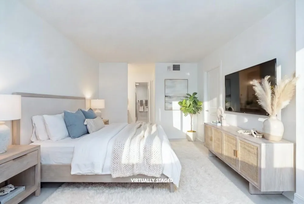 1239 Hillsboro Mile #105 Hillsboro Beach, FL 33062