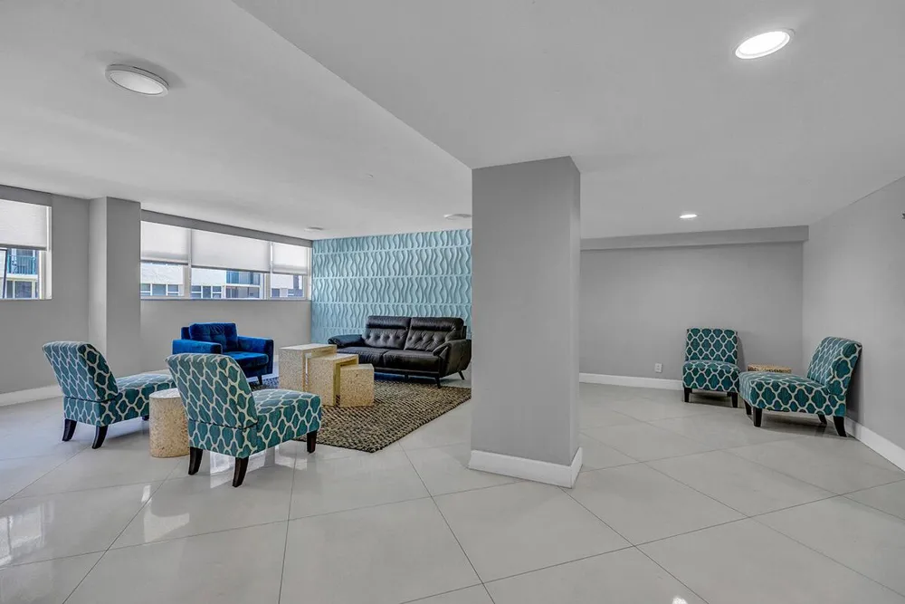 1239 Hillsboro Mile #105 Hillsboro Beach, FL 33062