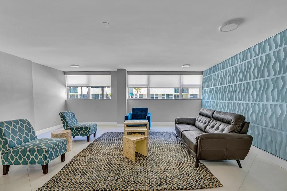 1239 Hillsboro Mile #105 Hillsboro Beach, FL 33062
