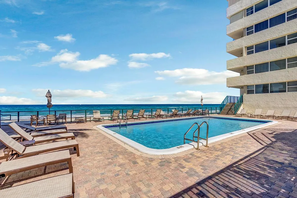 1239 Hillsboro Mile #105 Hillsboro Beach, FL 33062