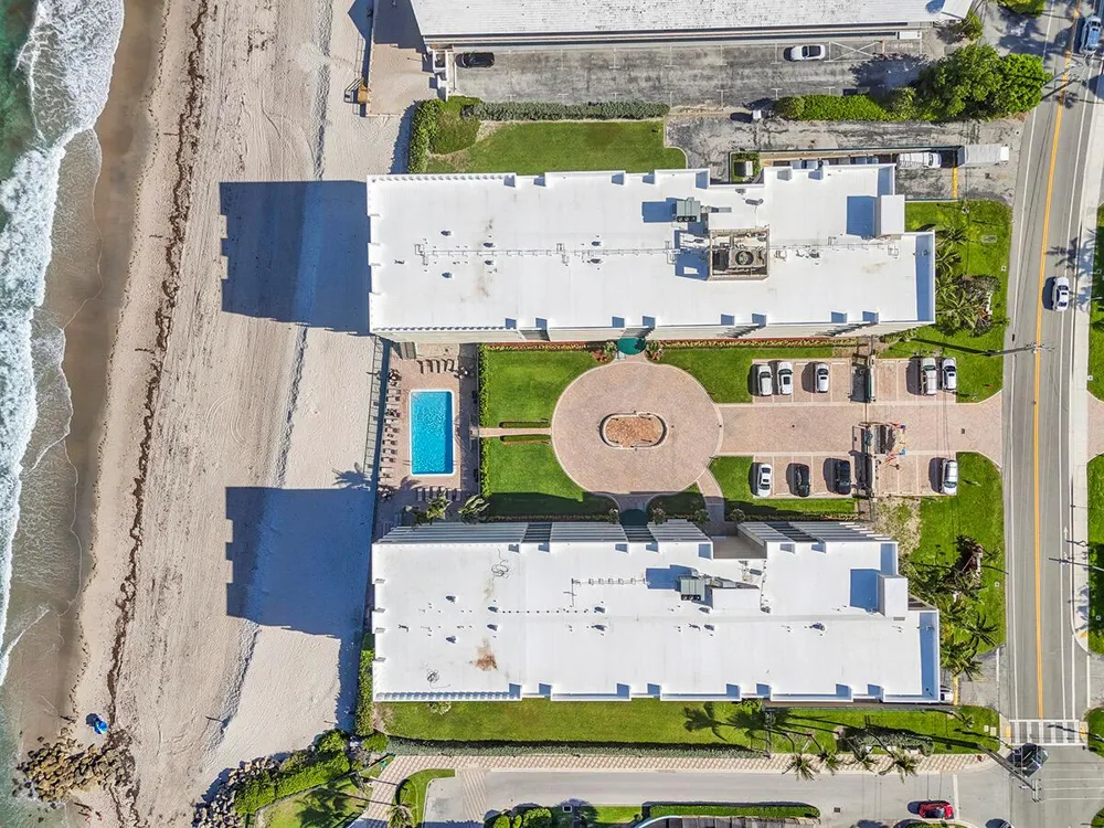 1239 Hillsboro Mile #105 Hillsboro Beach, FL 33062