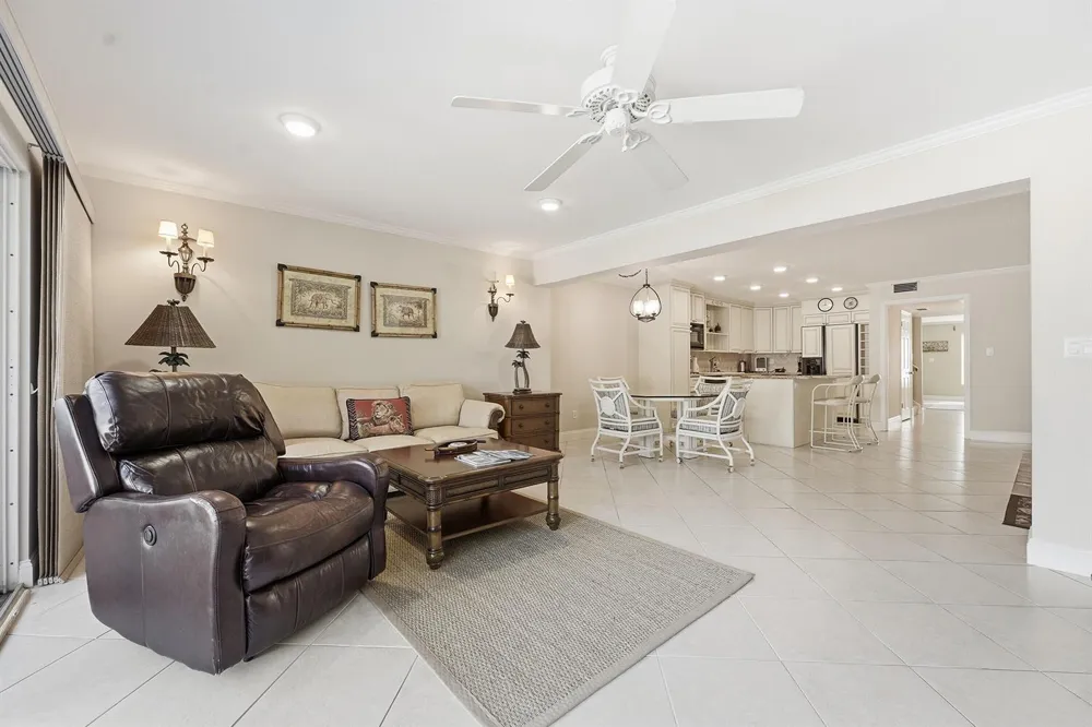 2701 Ocean Drive #1a Vero Beach, FL 32963
