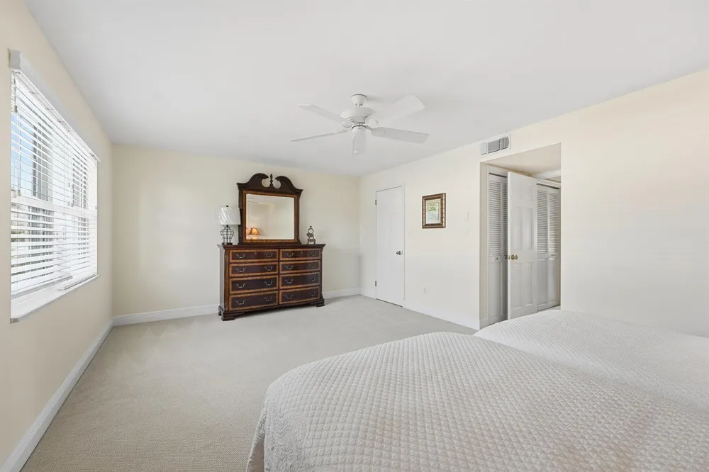 2701 Ocean Drive #1a Vero Beach, FL 32963