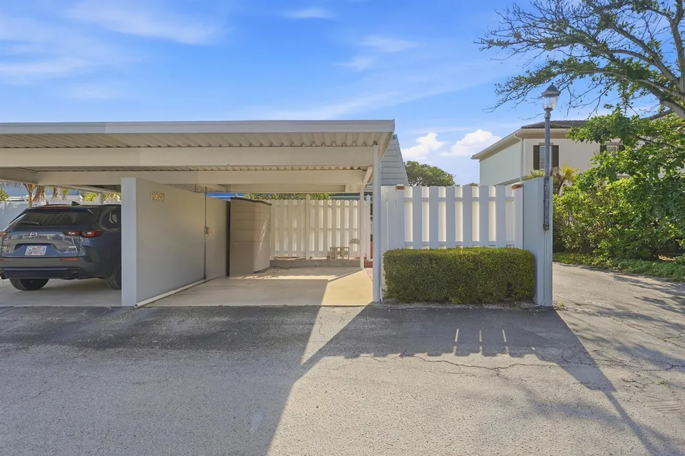 2701 Ocean Drive #1a Vero Beach, FL 32963