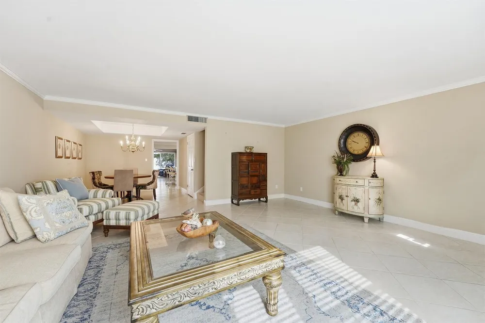 2701 Ocean Drive #1a Vero Beach, FL 32963