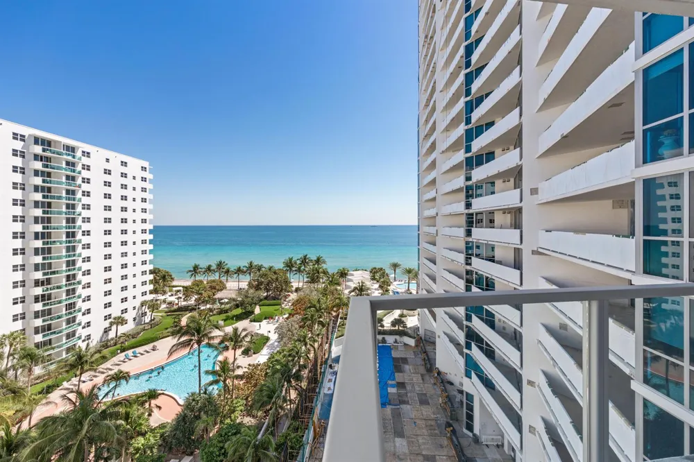 3101 S Ocean Drive #901 Hollywood, FL 33019