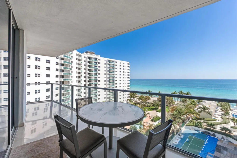 3101 S Ocean Drive #901 Hollywood, FL 33019