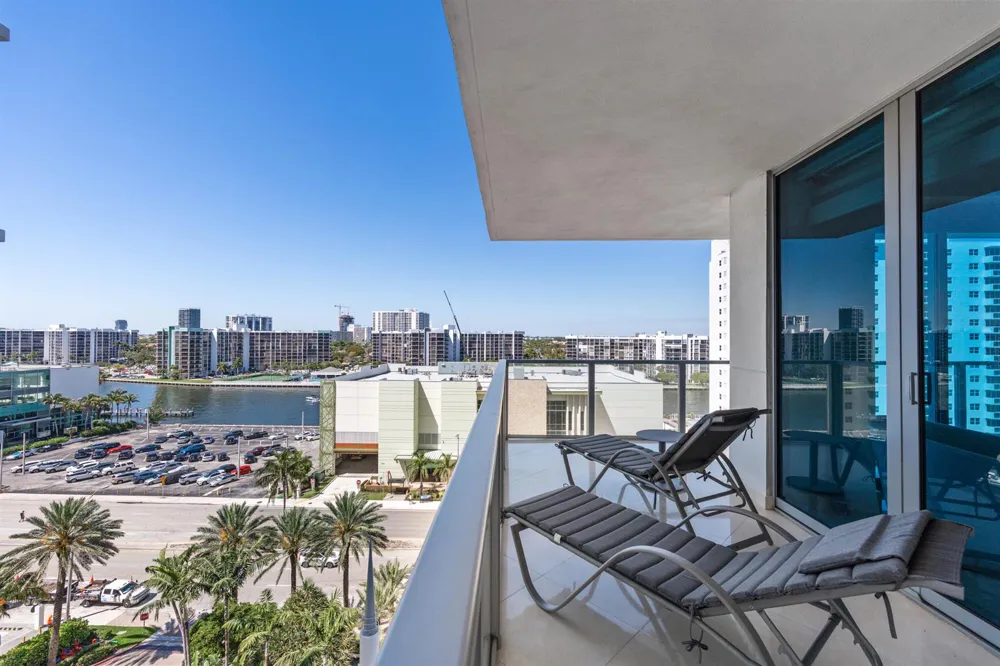 3101 S Ocean Drive #901 Hollywood, FL 33019