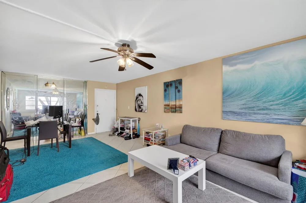 12 NE 19th Court #118a Wilton Manors, FL 33305