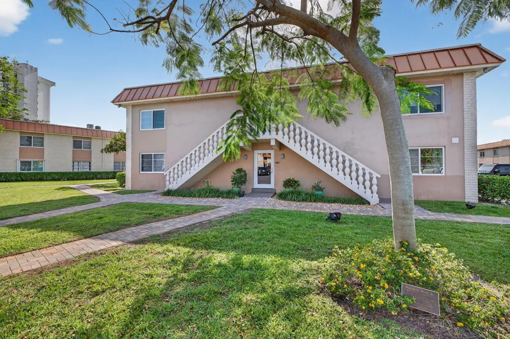 12 NE 19th Court #118a Wilton Manors, FL 33305