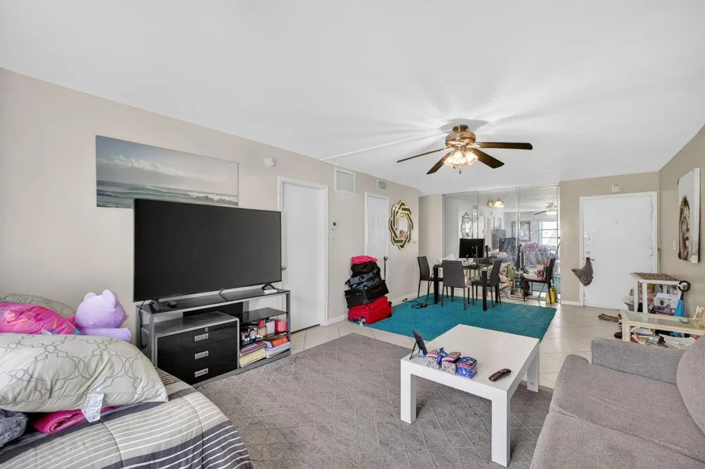 12 NE 19th Court #118a Wilton Manors, FL 33305