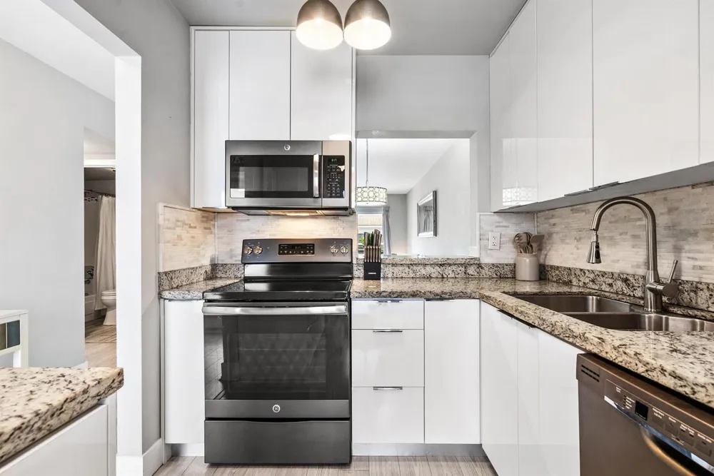 1461 S Ocean Boulevard #304 Lauderdale By The Sea, FL 33062
