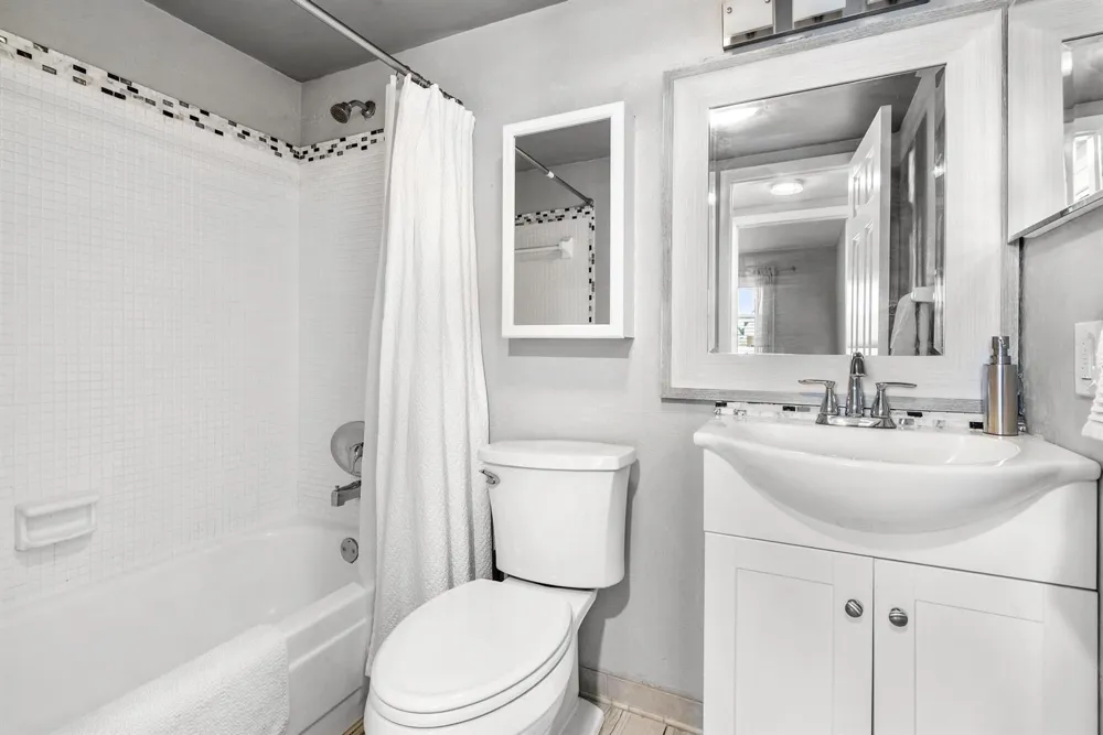 1461 S Ocean Boulevard #304 Lauderdale By The Sea, FL 33062
