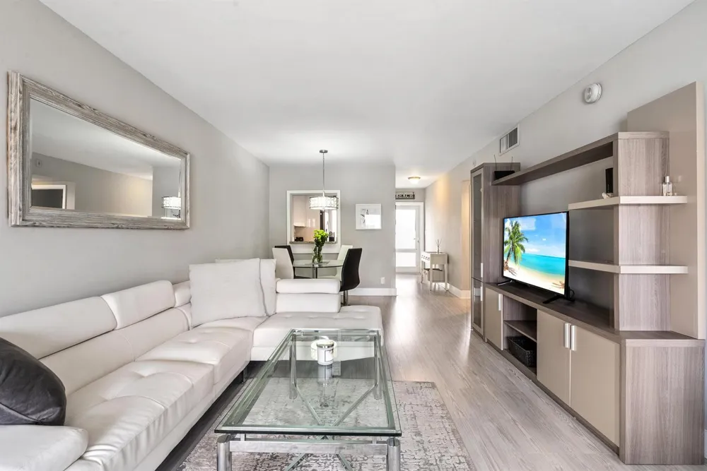 1461 S Ocean Boulevard #304 Lauderdale By The Sea, FL 33062