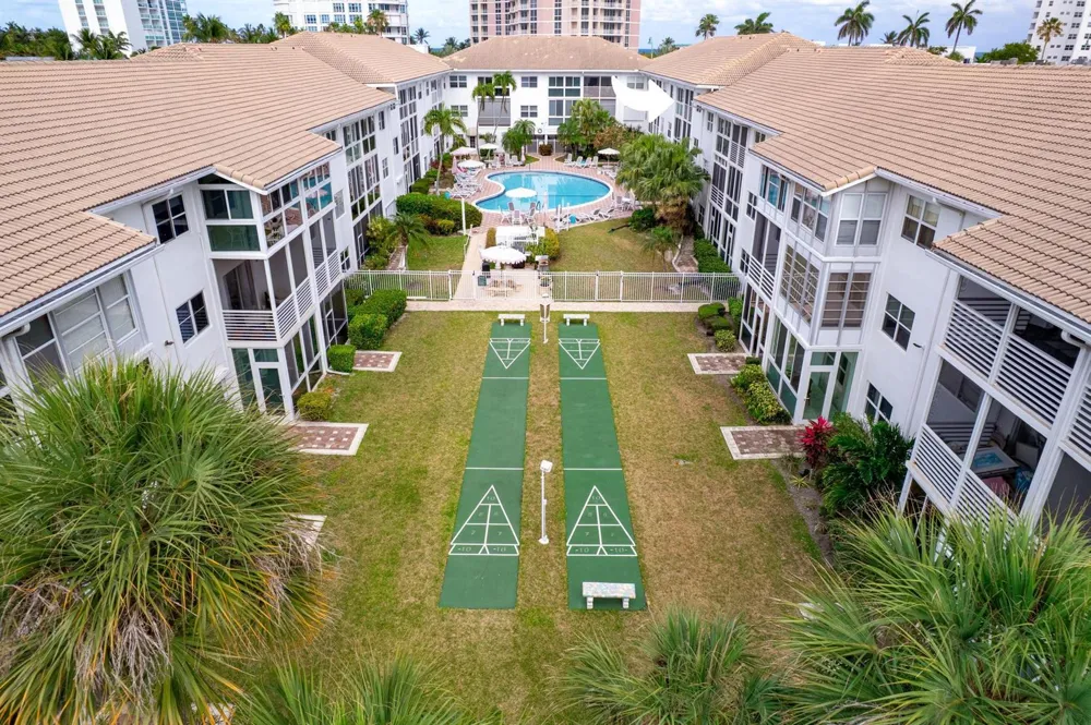1461 S Ocean Boulevard #304 Lauderdale By The Sea, FL 33062