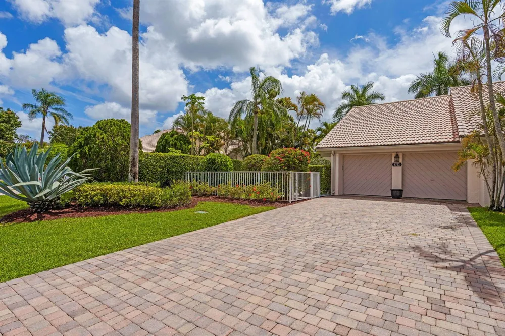9722 Erica Court Boca Raton, FL 33496