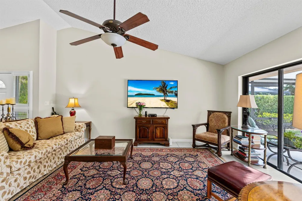 9722 Erica Court Boca Raton, FL 33496