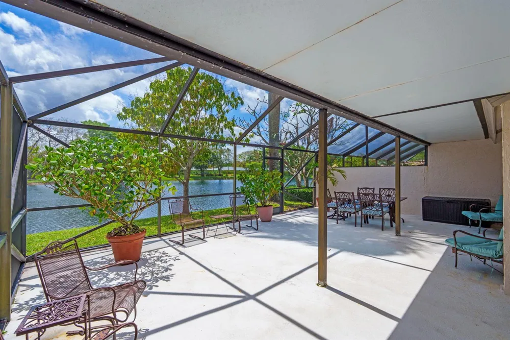 9722 Erica Court Boca Raton, FL 33496