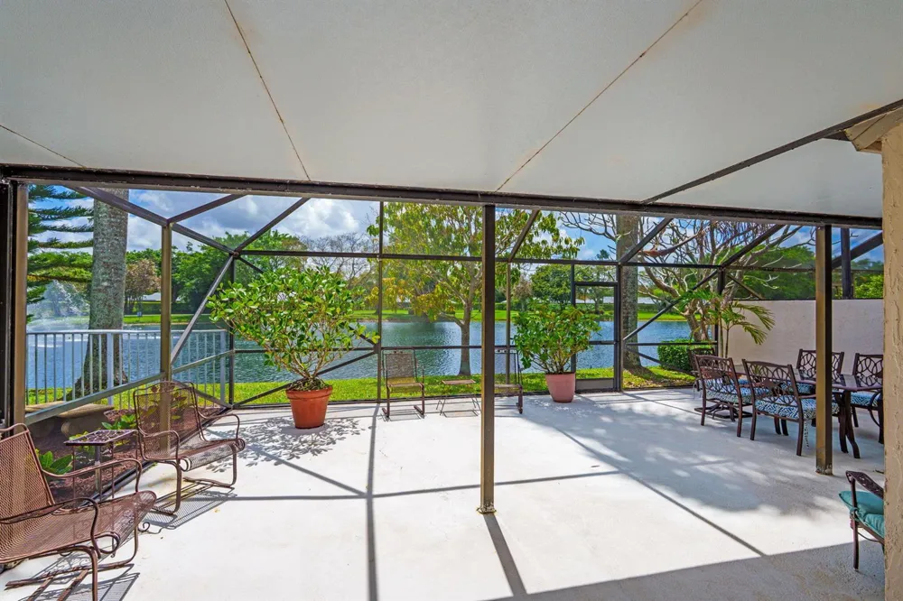 9722 Erica Court Boca Raton, FL 33496