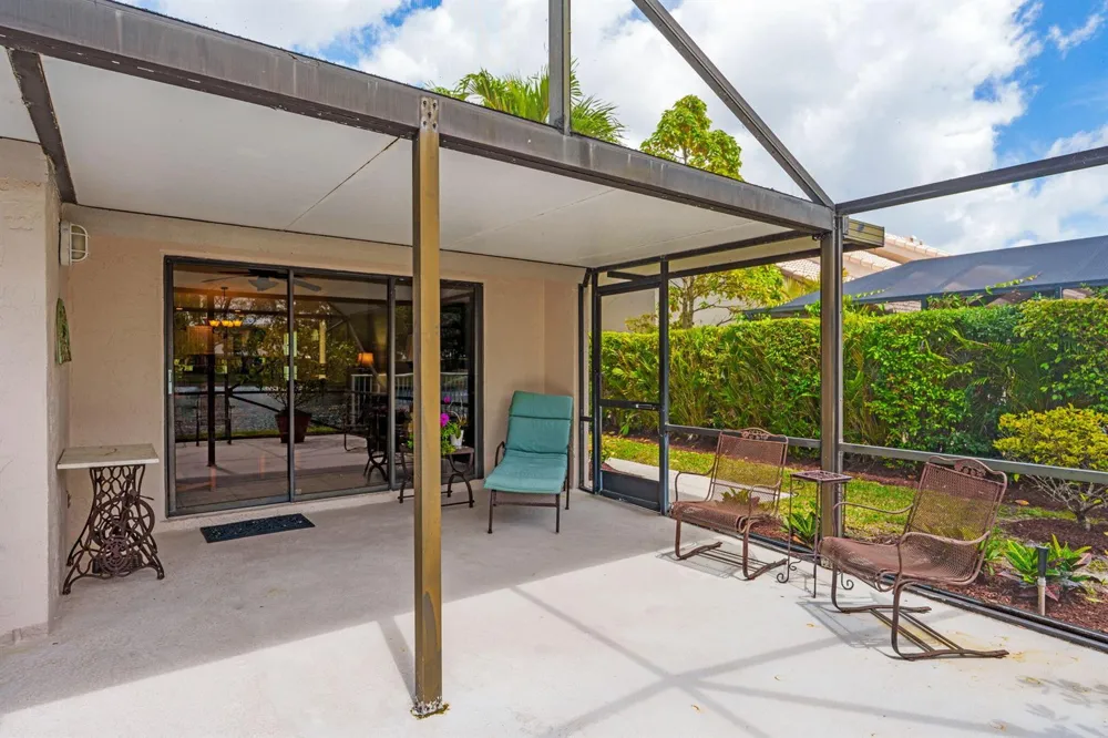 9722 Erica Court Boca Raton, FL 33496