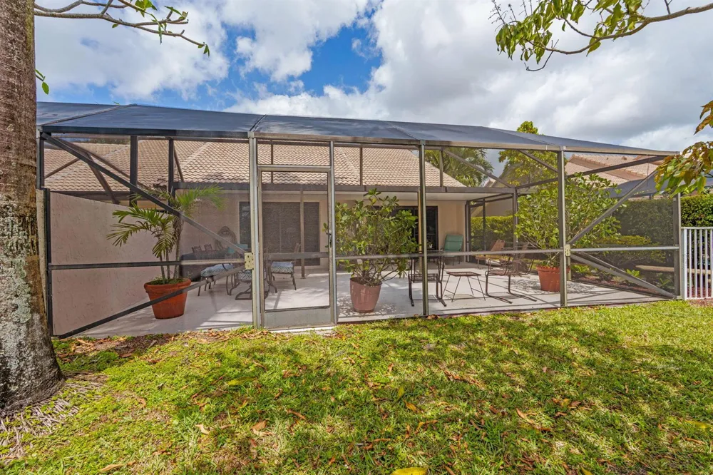 9722 Erica Court Boca Raton, FL 33496