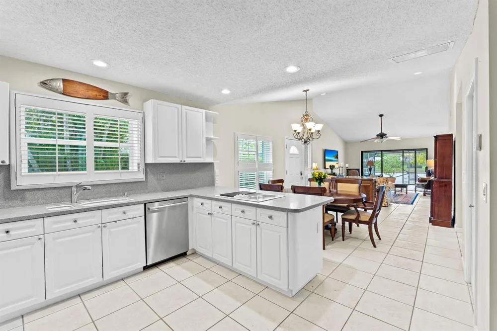 9722 Erica Court Boca Raton, FL 33496