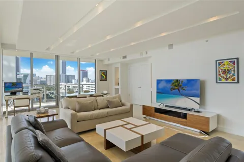3101 S Ocean Drive #902