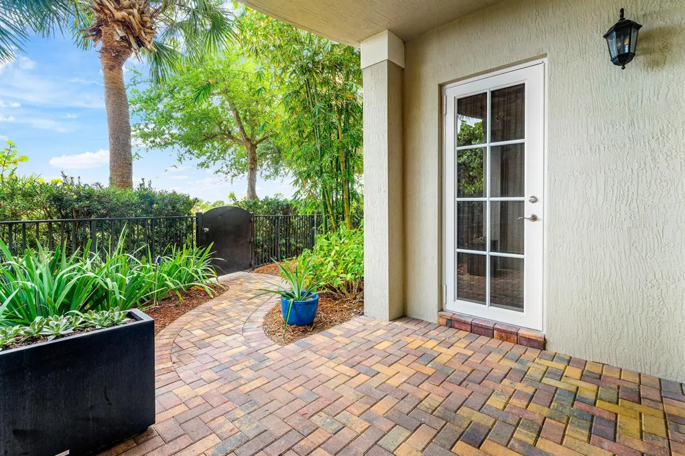 144 Tierra Lane #11 Jupiter, FL 33477