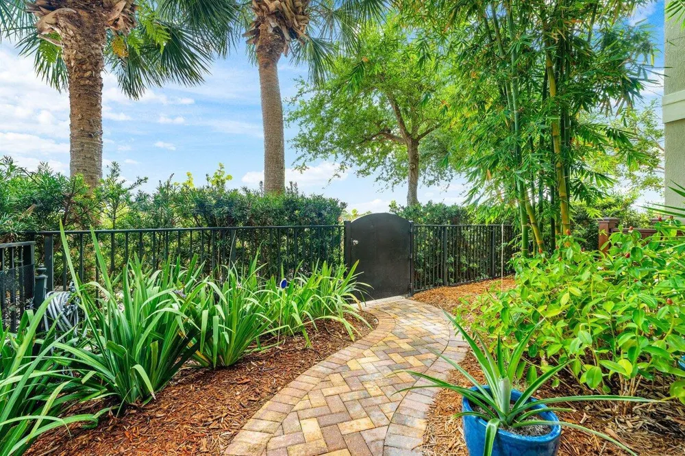144 Tierra Lane #11 Jupiter, FL 33477