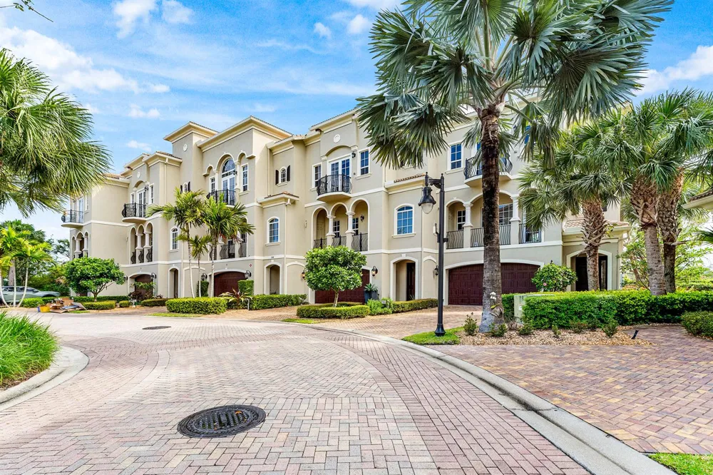 144 Tierra Lane #11 Jupiter, FL 33477